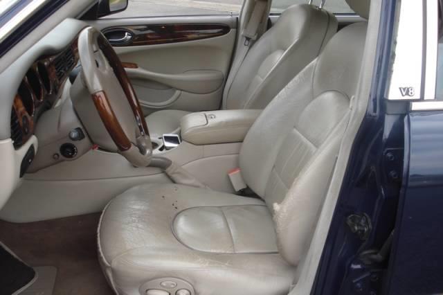 JAGUAR XJ8 2003 photo 2