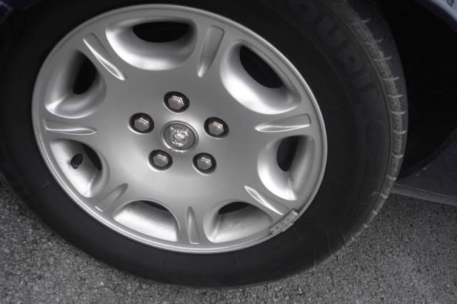 JAGUAR XJ8 2003 photo 29