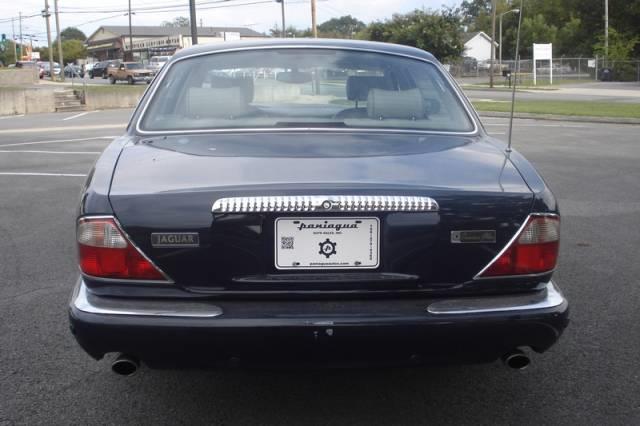 JAGUAR XJ8 2003 photo 33