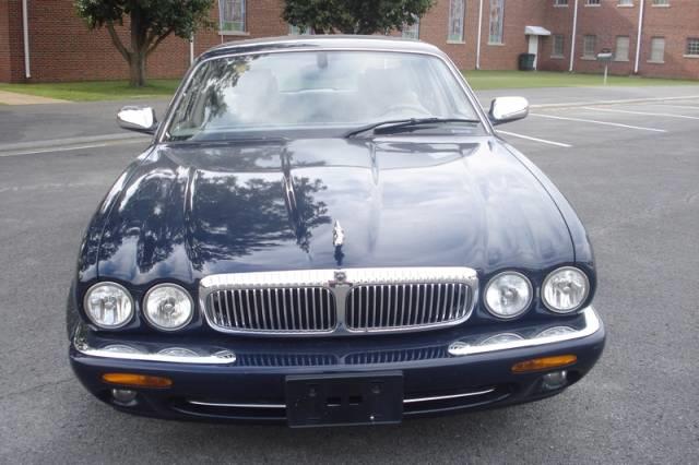 JAGUAR XJ8 2003 photo 8