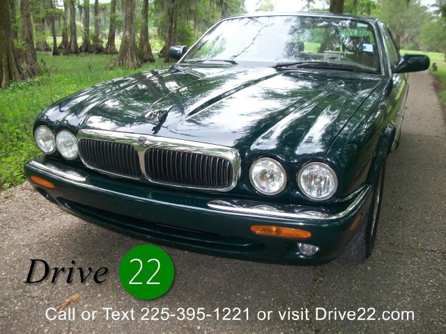 JAGUAR XJ8 2003 photo 4