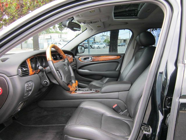 JAGUAR XJ8 2004 photo 1