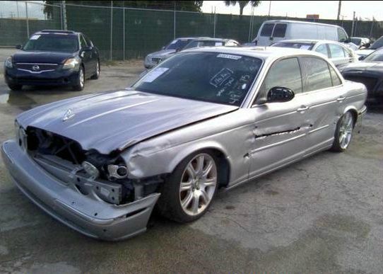 JAGUAR XJ8 2004 photo 3