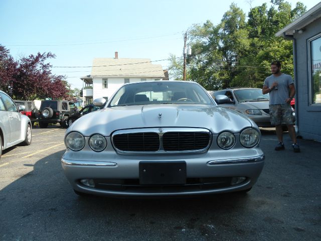 JAGUAR XJ8 2004 photo 1