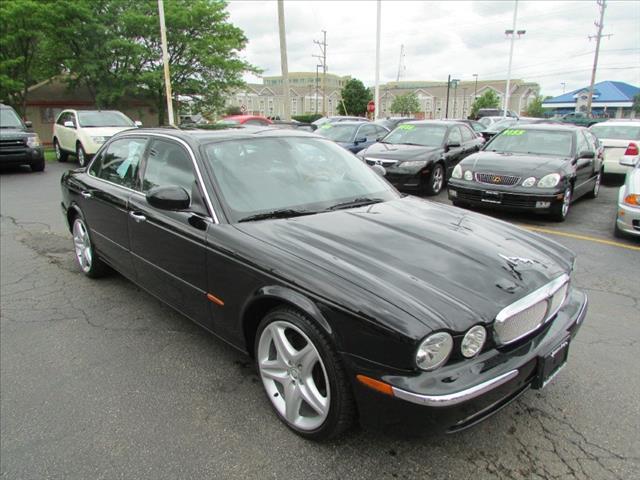 JAGUAR XJ8 2005 photo 4