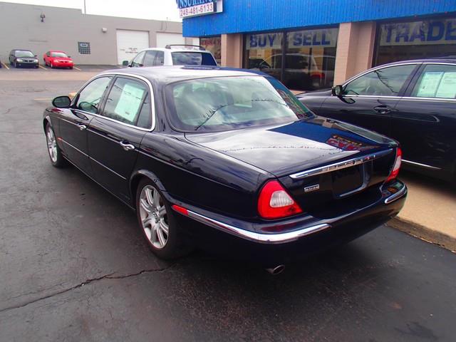 JAGUAR XJ8 2005 photo 3
