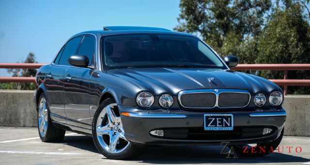 JAGUAR XJ8 2006 photo 2