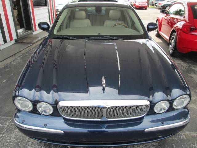 JAGUAR XJ8 2006 photo 3