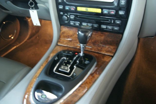 JAGUAR XJR-S 2004 photo 2
