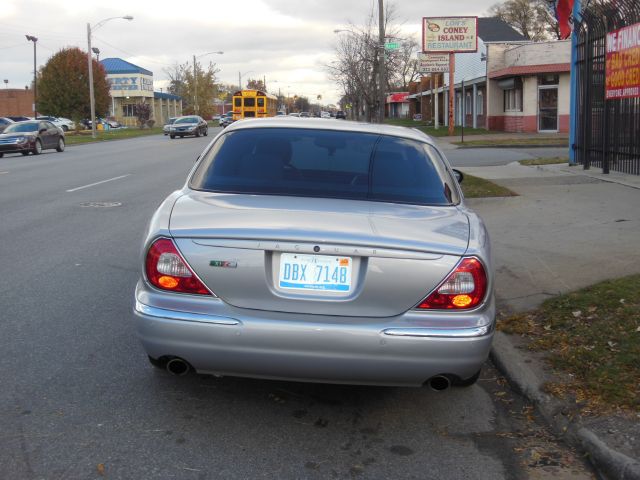 JAGUAR XJR 2005 photo 3