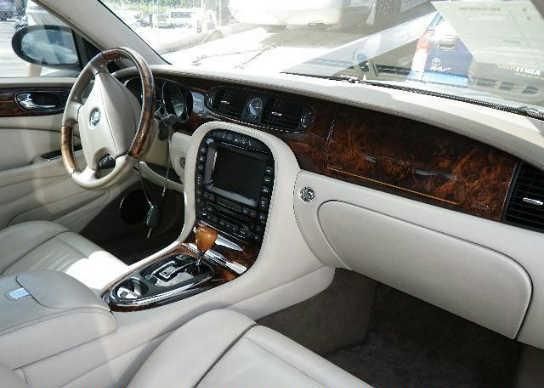 JAGUAR XJ Series 2004 photo 3