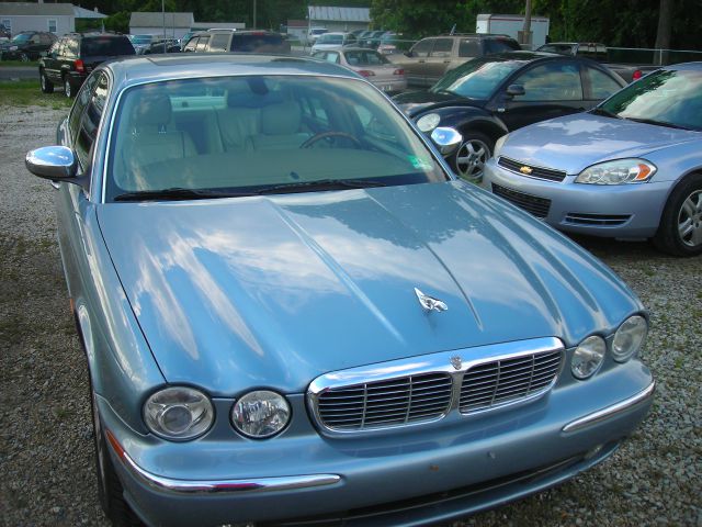 JAGUAR XJ Series Coupe Sedan