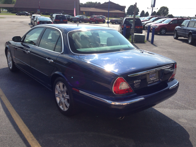 JAGUAR XJ Series Coupe Sedan