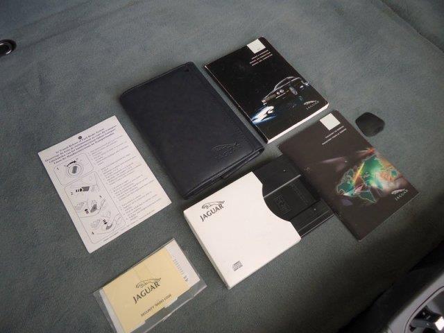 JAGUAR XJ Series 2005 photo 3