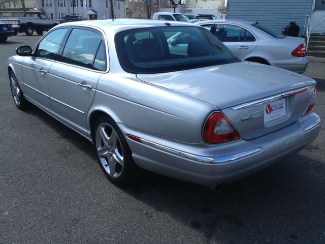 JAGUAR XJ Series 2005 photo 4