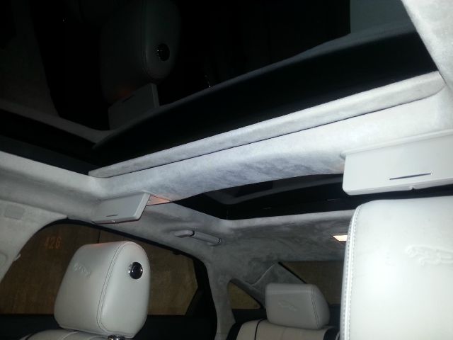 JAGUAR XJ Series SE 7pass Sedan