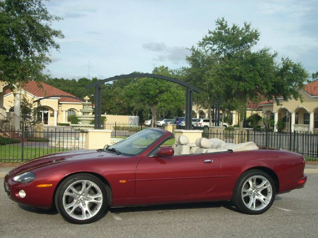 JAGUAR XK-Series 2003 photo 4