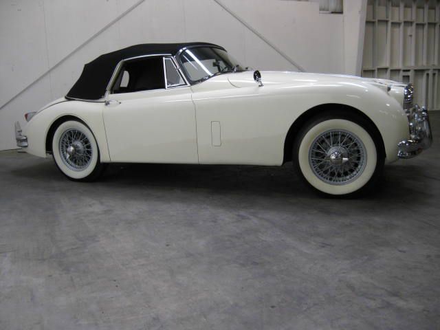 JAGUAR XK 1957 photo 11