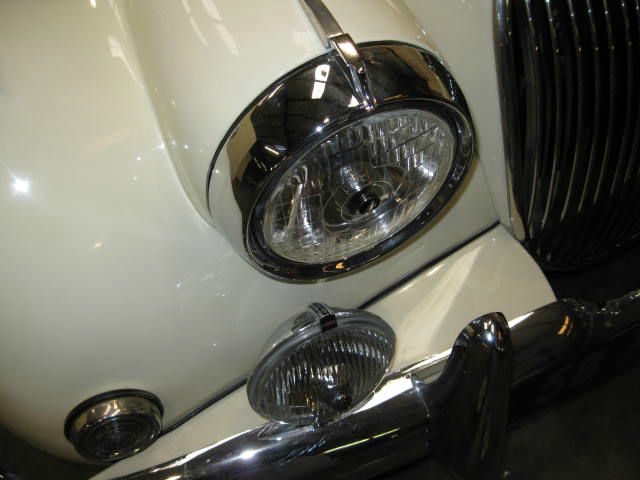 JAGUAR XK 1957 photo 17