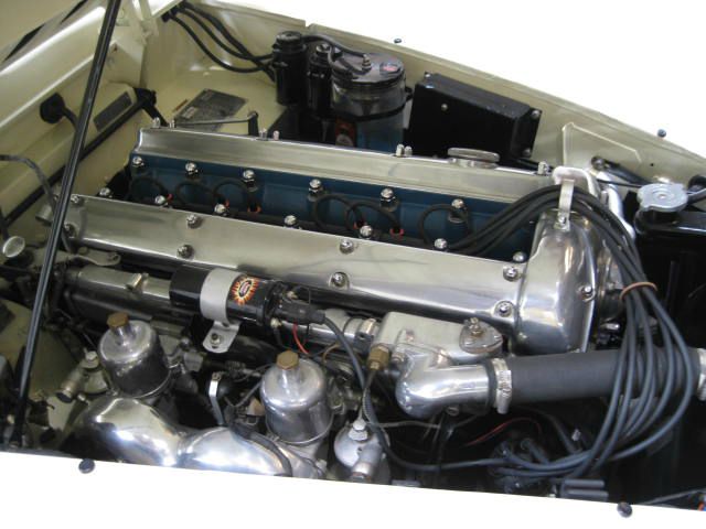 JAGUAR XK 1957 photo 22