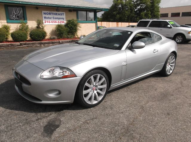 JAGUAR XK 2009 photo 3