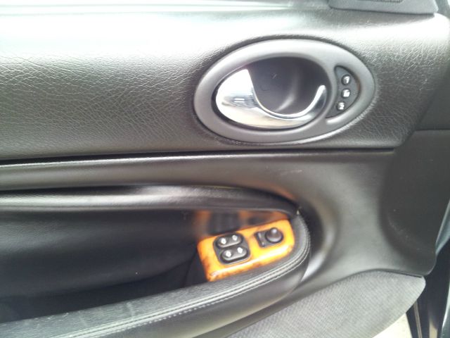 JAGUAR XK8 1997 photo 6