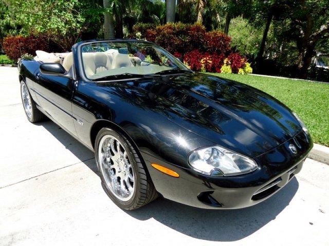 JAGUAR XK8 1998 photo 3
