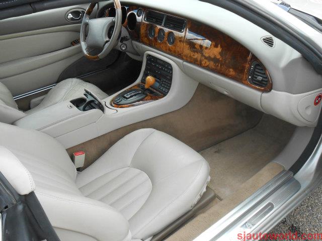 JAGUAR XK8 1998 photo 2