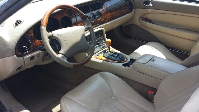 JAGUAR XK8 1998 photo 1