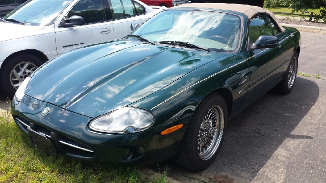 JAGUAR XK8 1998 photo 2