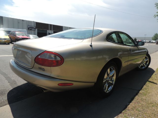 JAGUAR XK8 1998 photo 2