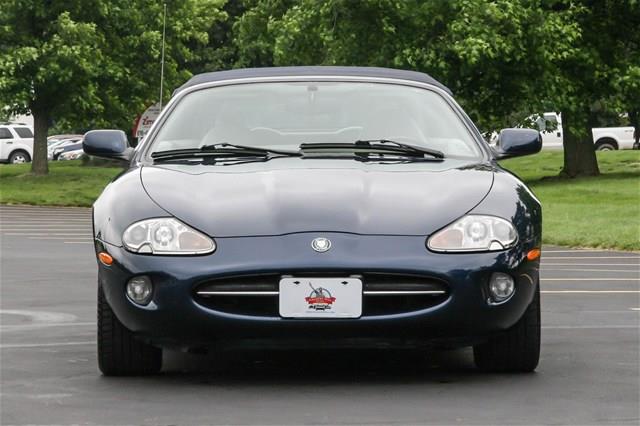 JAGUAR XK8 1998 photo 4