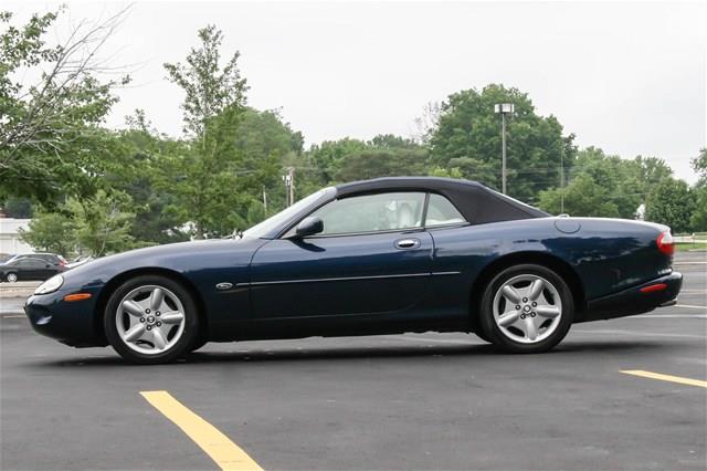 JAGUAR XK8 1998 photo 3