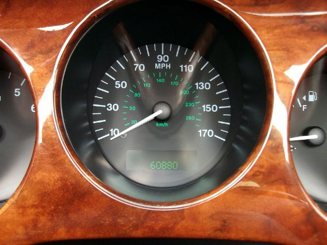 JAGUAR XK8 1999 photo 3