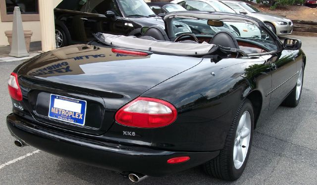 JAGUAR XK8 1999 photo 6