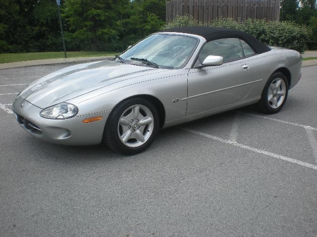 JAGUAR XK8 1.8T Quattro Convertible