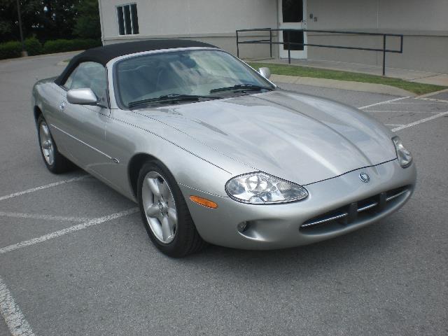 JAGUAR XK8 1999 photo 4