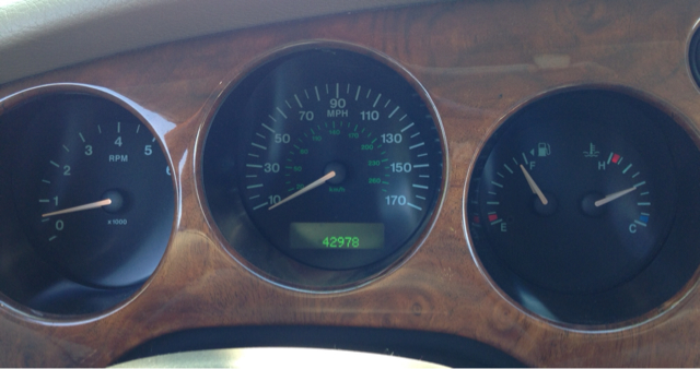 JAGUAR XK8 2000 photo 12