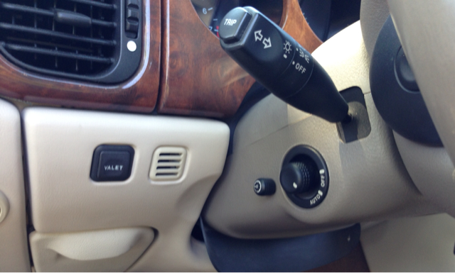 JAGUAR XK8 2000 photo 7