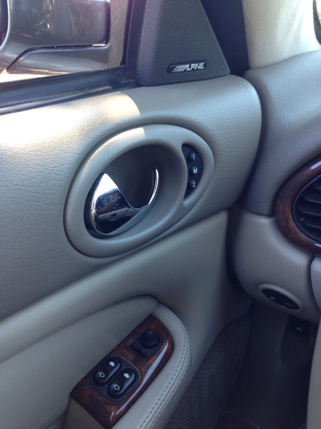 JAGUAR XK8 2000 photo 9