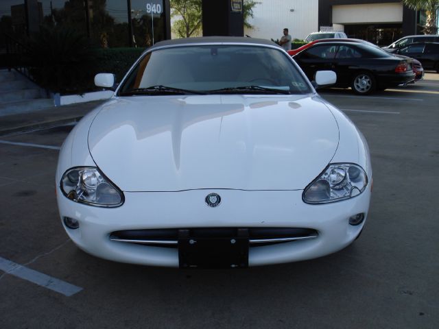 JAGUAR XK8 2000 photo 3