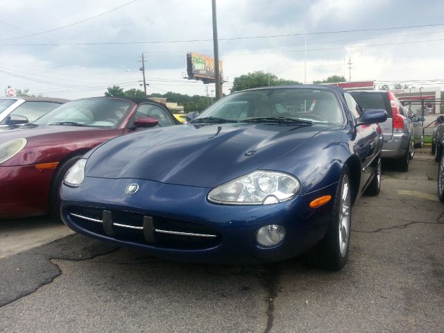 JAGUAR XK8 2001 photo 2