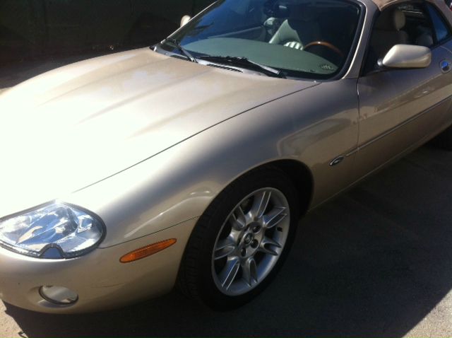 JAGUAR XK8 2001 photo 2