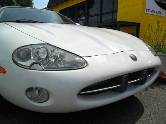 JAGUAR XK8 2004 photo 5