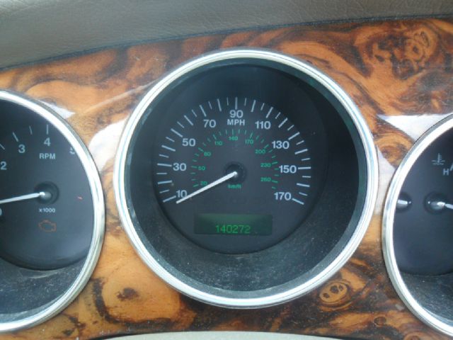 JAGUAR XK8 2004 photo 6