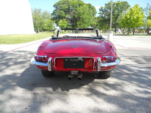 JAGUAR XKE SERIES 1 ROASTER 1966 photo 14
