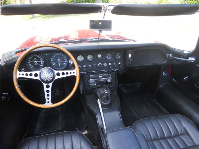 JAGUAR XKE SERIES 1 ROASTER 1966 photo 7