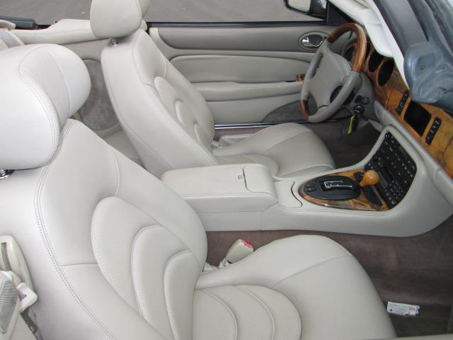 JAGUAR XKR 2001 photo 5