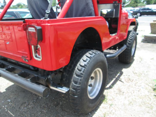 Jeep CJ5 1980 photo 2