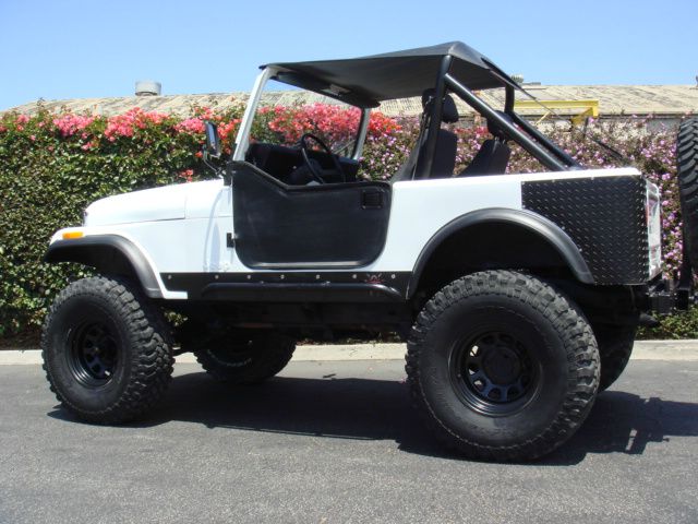 Jeep CJ7 1983 photo 2